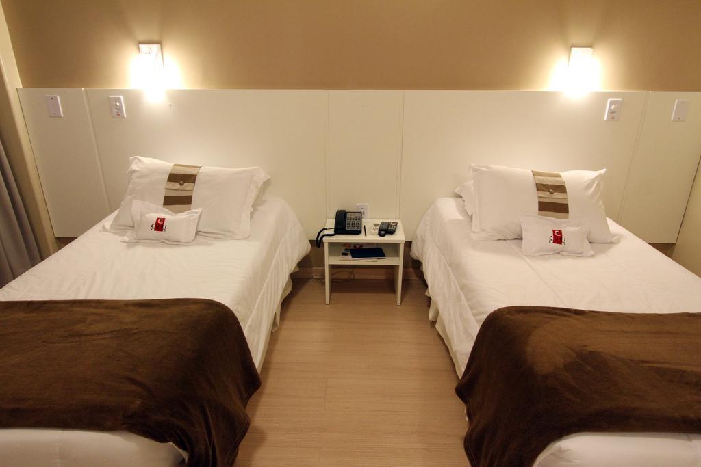 Hotel Curi Executive Pelotas Pokoj fotografie