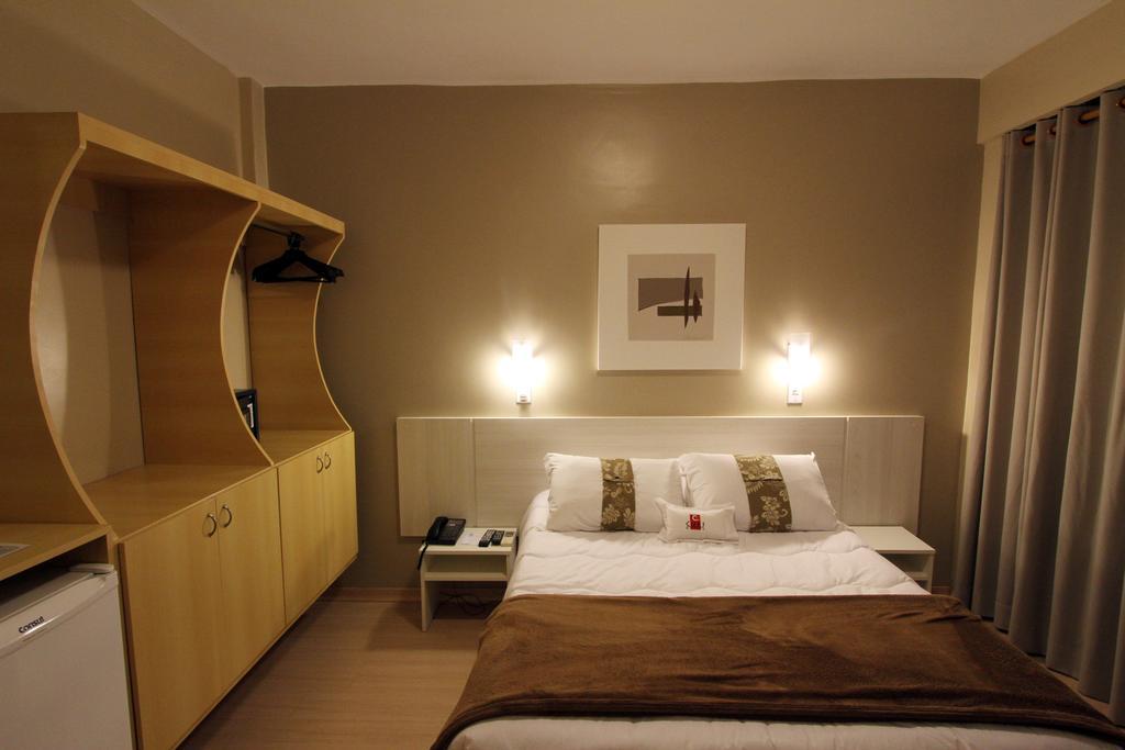 Hotel Curi Executive Pelotas Pokoj fotografie
