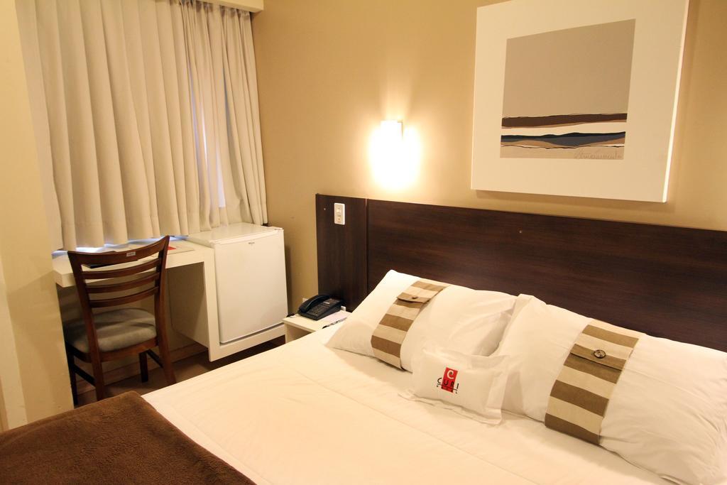 Hotel Curi Executive Pelotas Pokoj fotografie